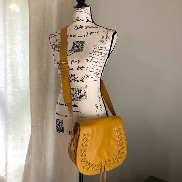 Violetta Handbags - ✨SALE✨ Violetta Boho Crossbody Fringe Bag